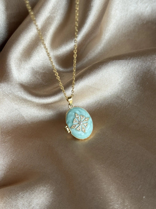 Yeşil İncili Yıldız Madalyon