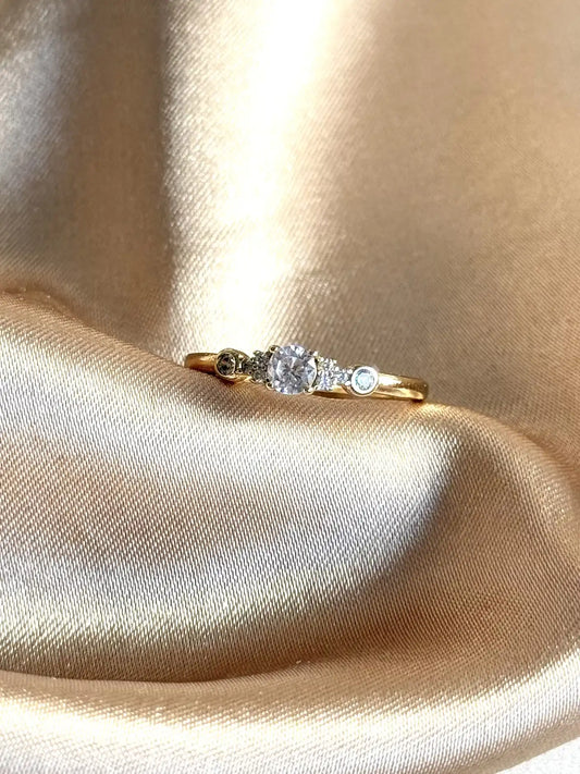 Taşlı Pırlanta Tasarım Yüzük 14 Ayar Serisi